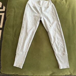 ALO Yoga Silver Leggings Tapered Design